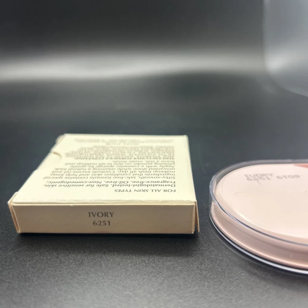 Mary Kay Powder Perfect Pressed Powder IVORY 6251 D Shape New In Box